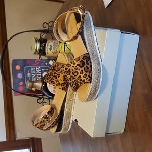 Leopard platform sandal